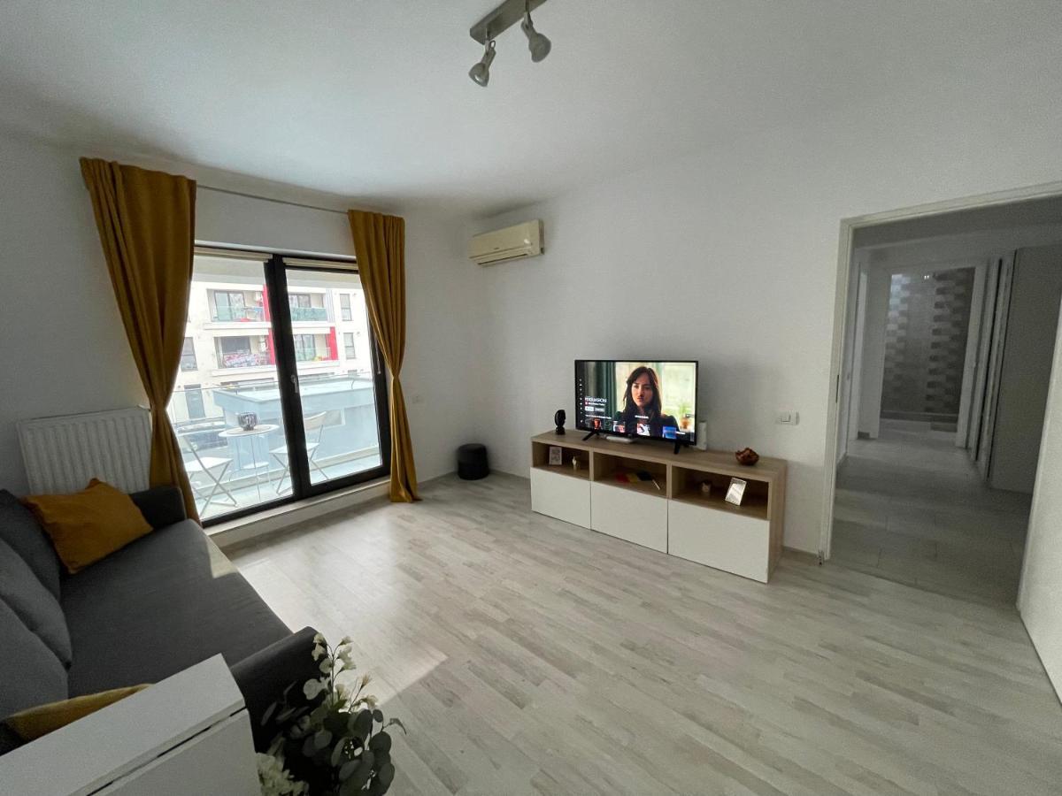 Plaza Luxury Apartment Near Presidential Palace Бухарест Екстер'єр фото